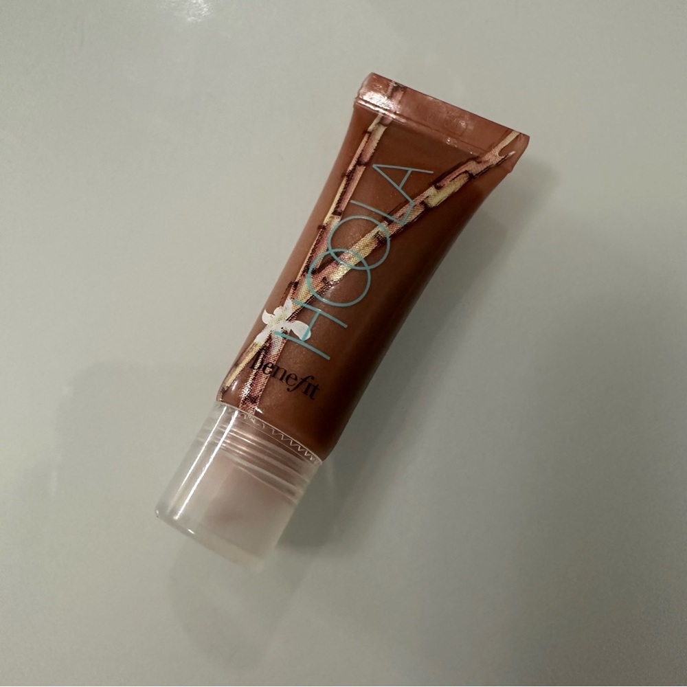 ✨2✖️Host Pick✨ Benefit Ultra Plush Hoola Lip Gloss NWOB *Discontinued*